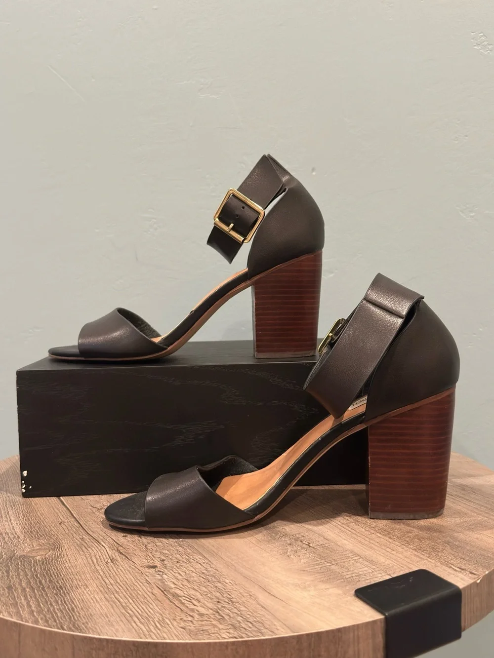 Steve Madden Belle Black Ankle Strap Block Heel Sandals Size 9.5